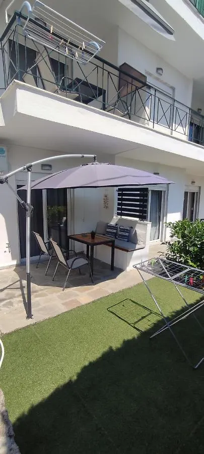 R&T Apartments Kallithea  Griechenland