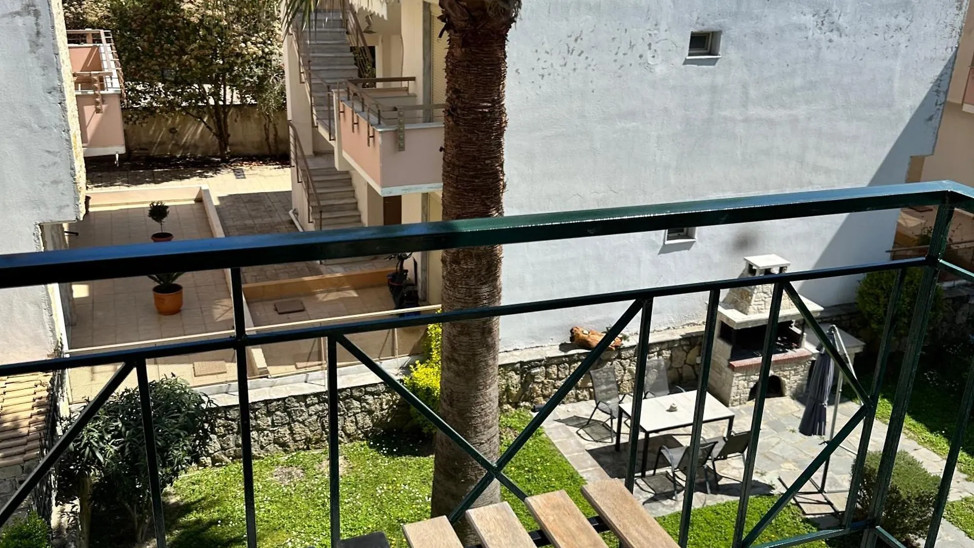 R&T Apartments Kallithea  Griechenland