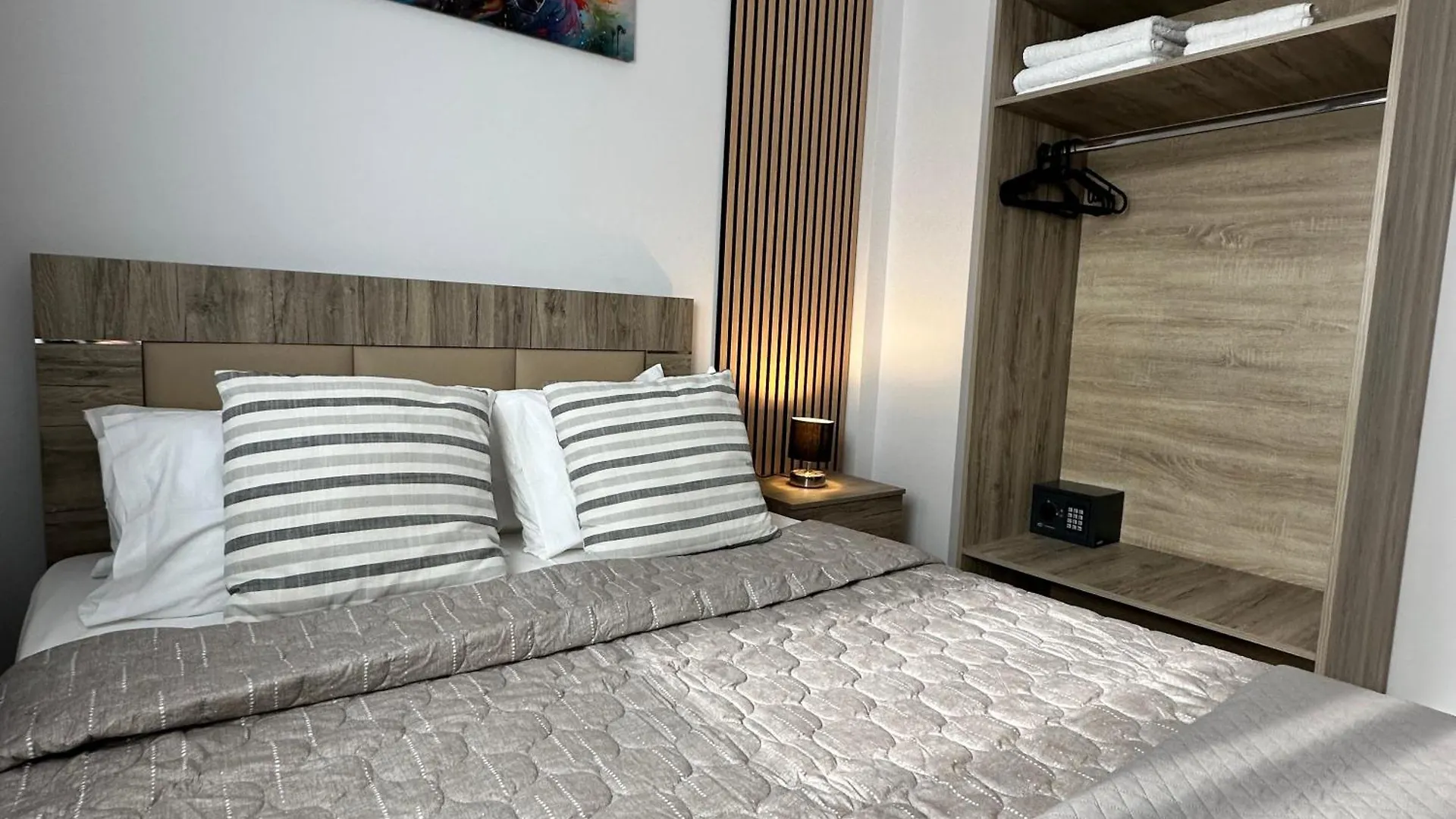 R&T Apartments Kallithea