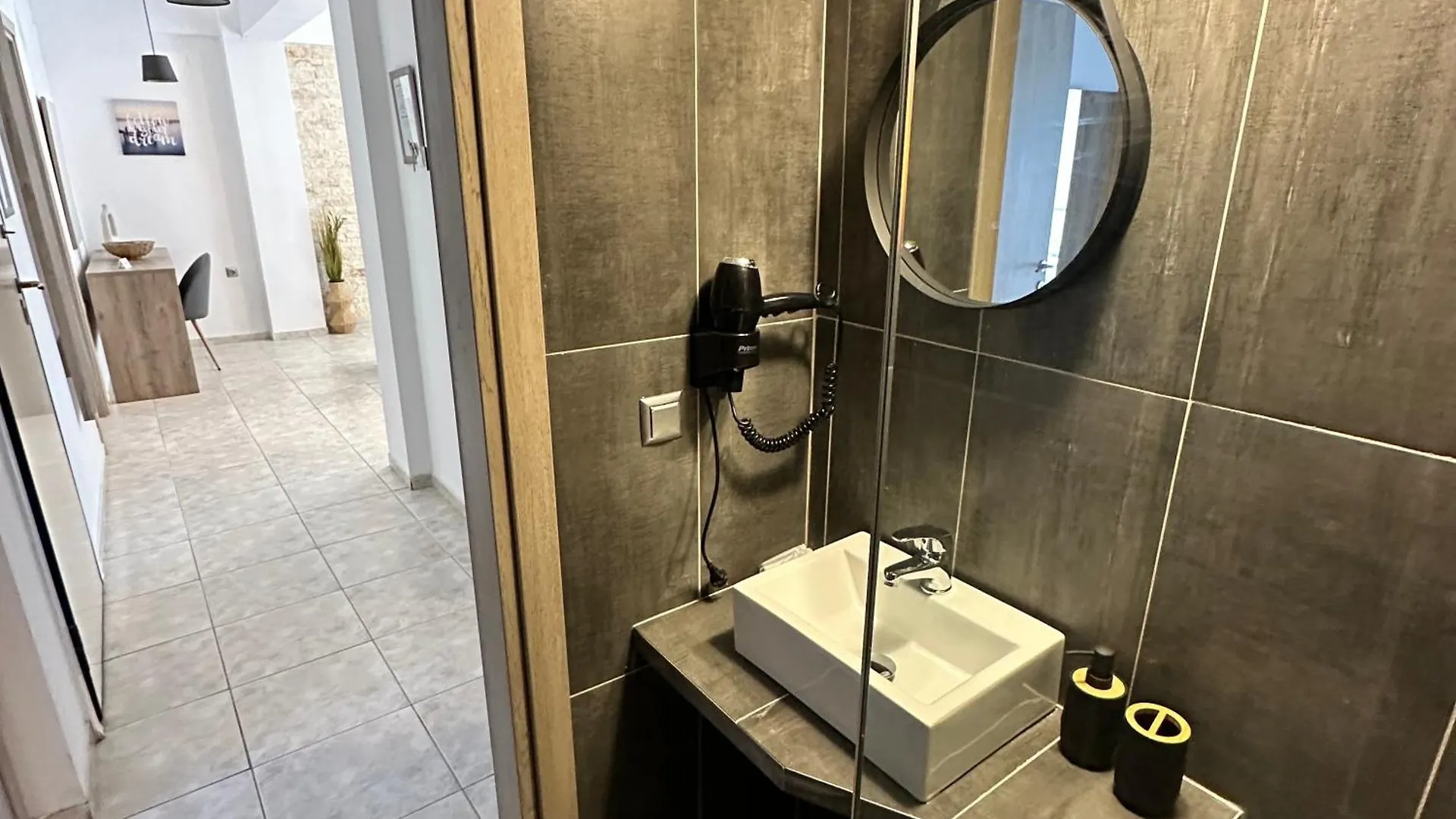 R&T Apartments Kallithea