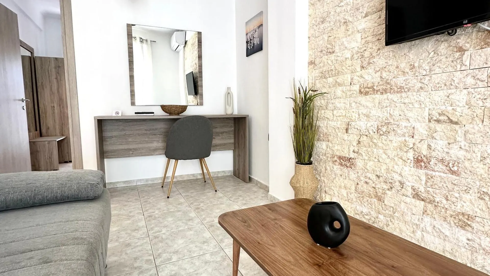 R&T Apartments Kallithea  Kallithea (Chalkidiki)